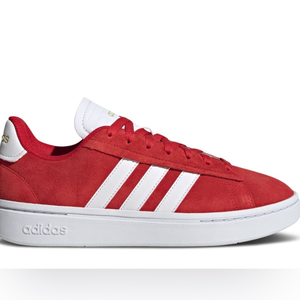 Adidas court sneakers suede red worn once. Very comfortable gizelle samba like.